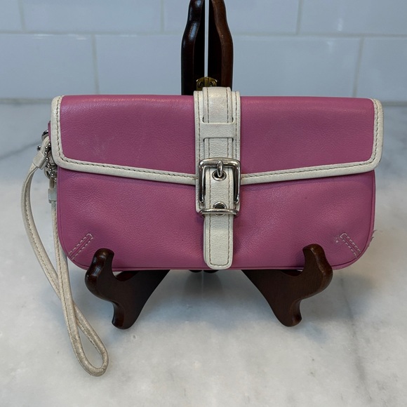 Coach Handbags - Coach Leather Buckle Large Wristlet Clutch Bag